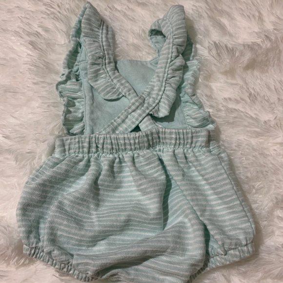 Cat &Jack gently used romper 0-3 months in teal. - Picture 3 of 4